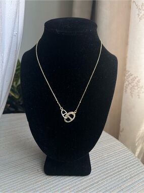 Interlocking DD Gold pavé and plain  pendant Necklace